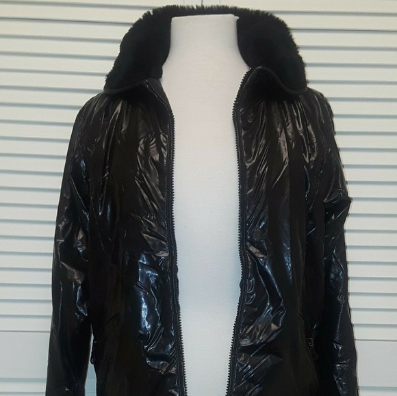 🔥SALE! Vinyl Puff Jacket w/ Faux Fur by BIG CHILL - Picture 2 of 7